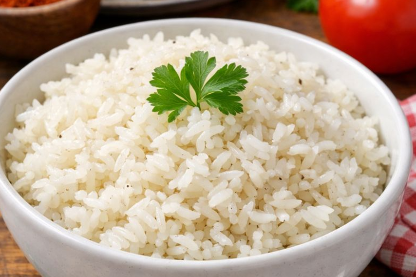 Balkanischer Reis – Einfache Beilage nach Balkan-Art - Rezept