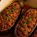 Gefüllte Auberginen (Imam Bayıldı mit Hackfleisch) Rezept