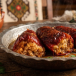 Punjene Suhe Paprike – Getrocknete Paprika mit Bohnenfüllung